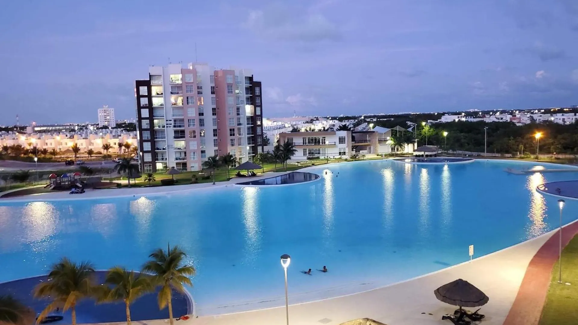 Come To Paradise An Be Our Guest In Dream Cancun!! Apartment Cancun